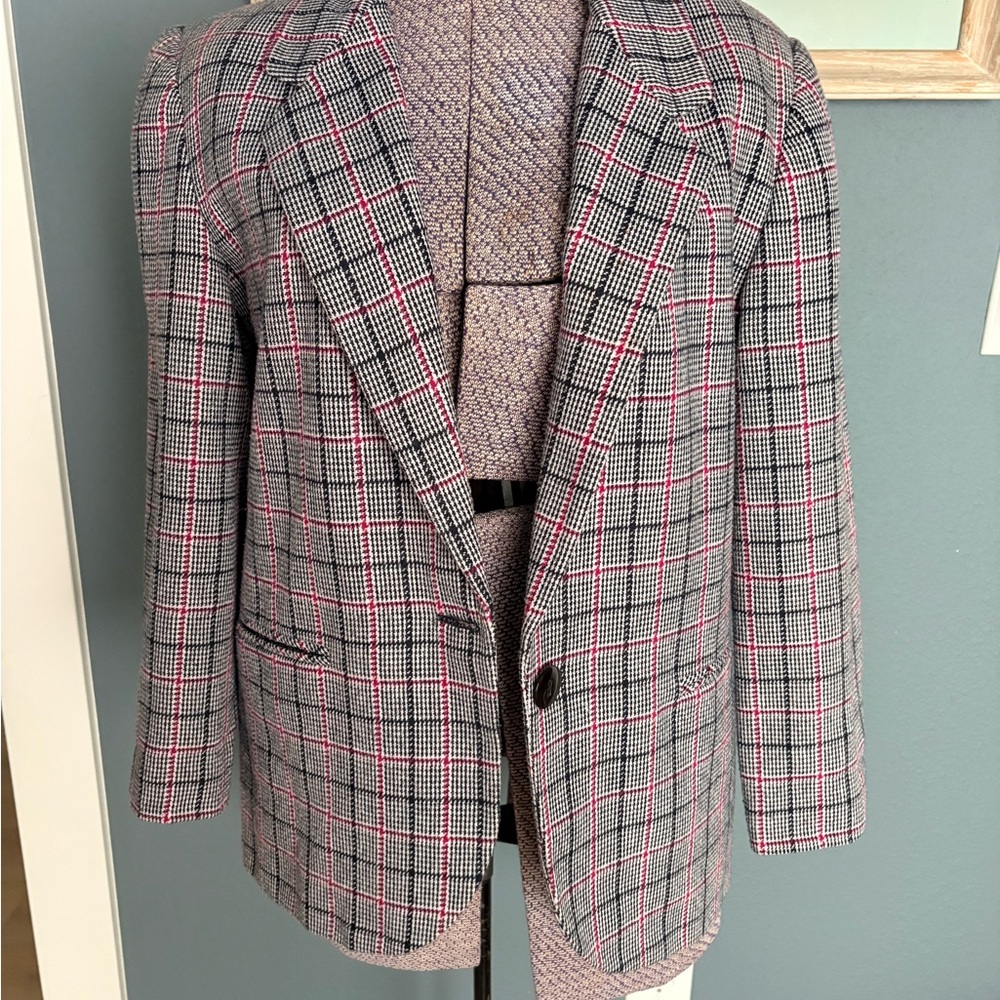 Worthington Gray and Red Plaid Blazer